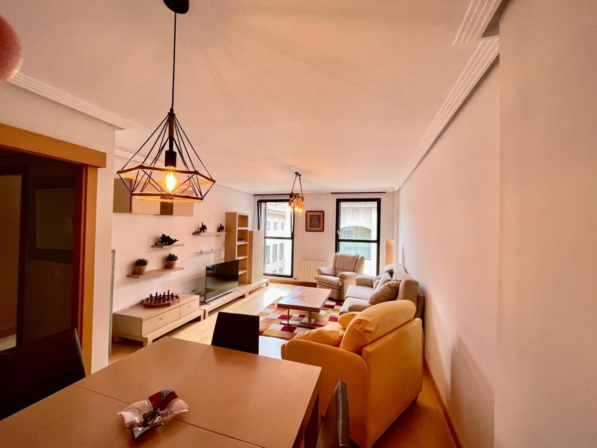 Atuaire Home Cordon 3 Centro Historico Parking Incluido Burgos Exterior photo